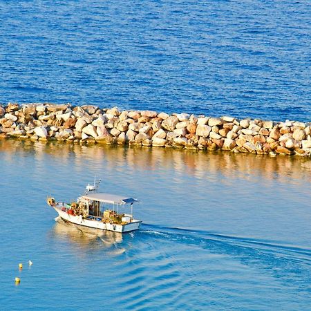 Sevasti Rafina Apartment Bagian luar foto