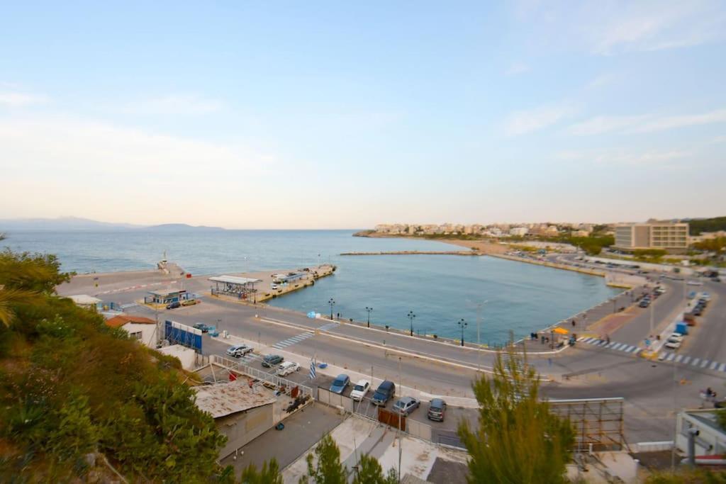 Sevasti Rafina Apartment Bagian luar foto